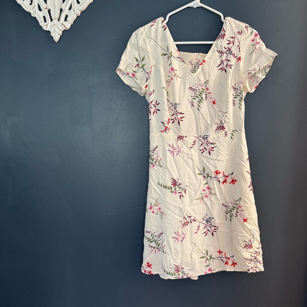 Old Navy White Sundress with Purple & Pink Floral Print Size Women’s Small